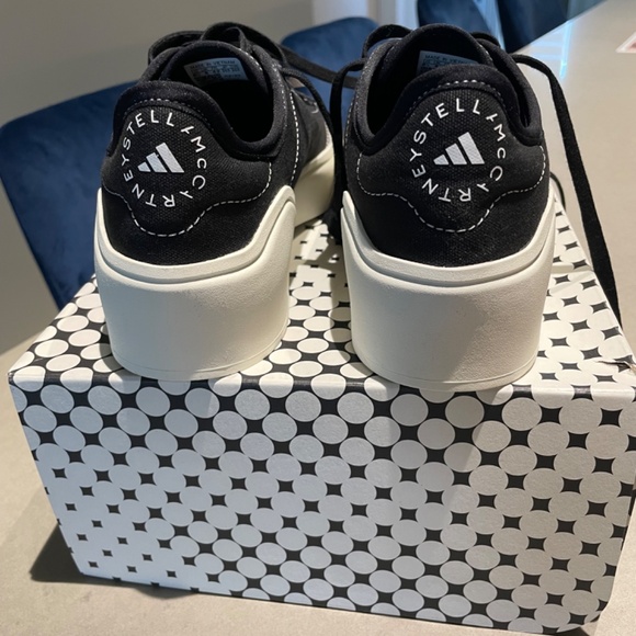 Stella McCartney for Adidas Court Lace-Up Sneakers - Picture 5 of 10